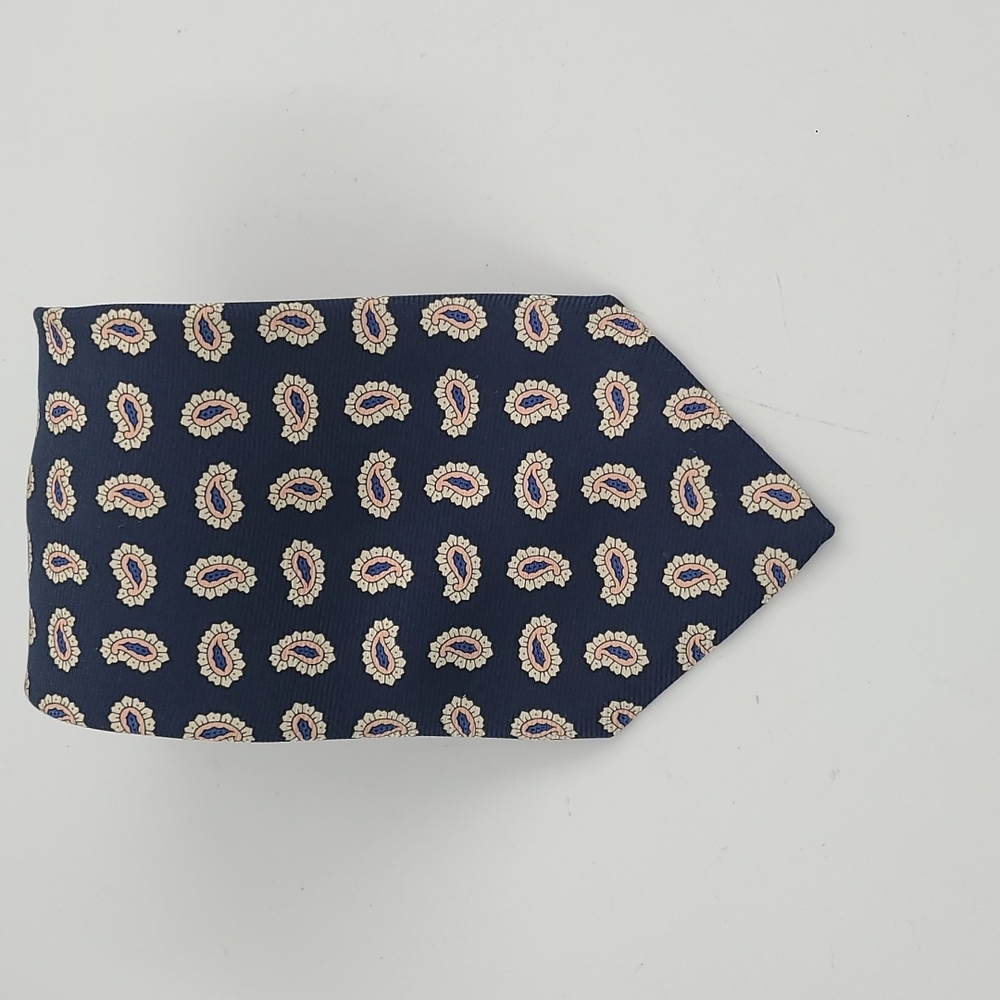 Custom Shop Navy Blue Tie. PAISLEY. 100% SILK.